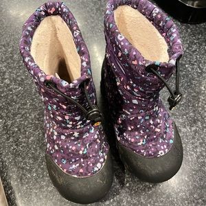 BOGS Rebound toddler boots size 11.